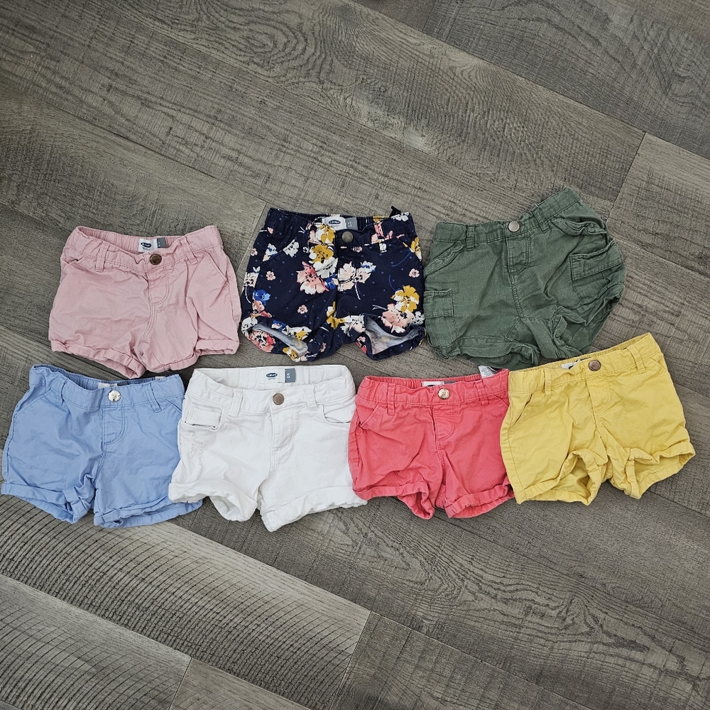 4t Old Navy adjustable waist shorts